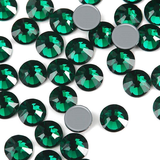 HOTFIX CRYSTAL RHINESTONES HOT FIX CRYSTALS FOR CRAFTS CLOTHES FLATBACK GLASS CRYSTAL FOR DECORATION ROUND GEMS EMERALDGREEN SS20 1440PCS