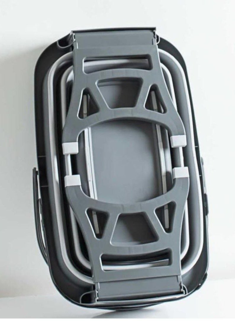 Magic collapsible silicone bucket, 20 liters. It has a straw. It can be used as a storage bucket without the juicer. It is easy to use. It has foldable legs for stability. - Image 4