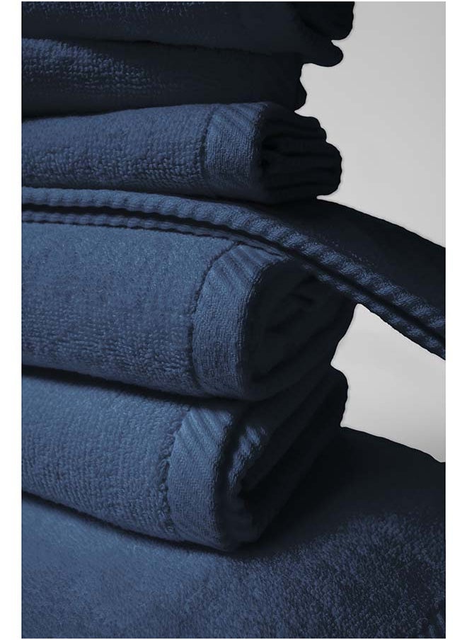 4 Pieces Set by La'Marvel, Navy Blue 600 GSM 100% Cotton Hotel Towels - pzsku/ZC400AF1DC84BE54079AFZ/45/_/1727863609/9e3fdb97-a1c3-48ad-a350-20e233b3004f