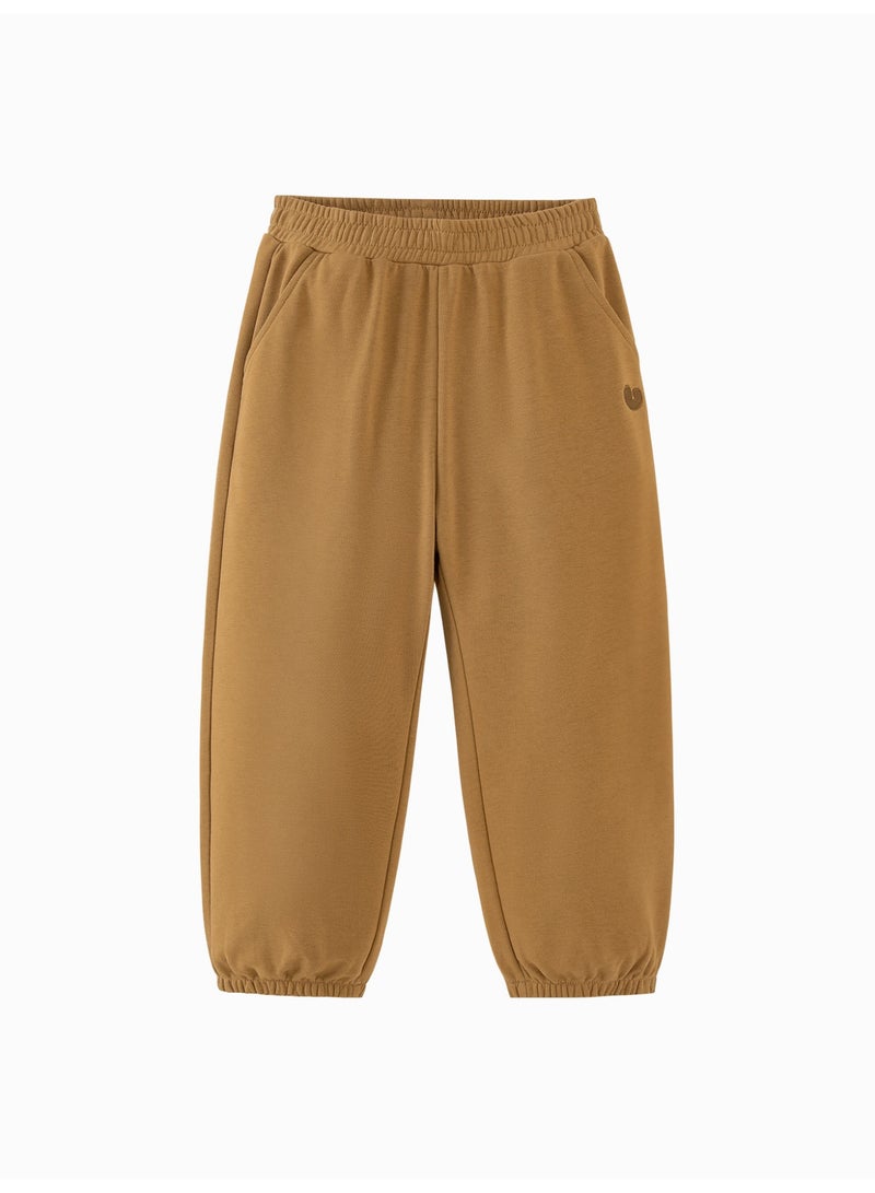 ميني بالا بنطال رياضي ناعم ممتاز للأطفال للجنسين بخصر مطاطي مع تطريز على شكل قلب، مريح، عصري، خفيف الوزن، ملائم بشكل مريح، مثالي للعب وبنطال الأطفال اليومي غير الرسمي - Image 4