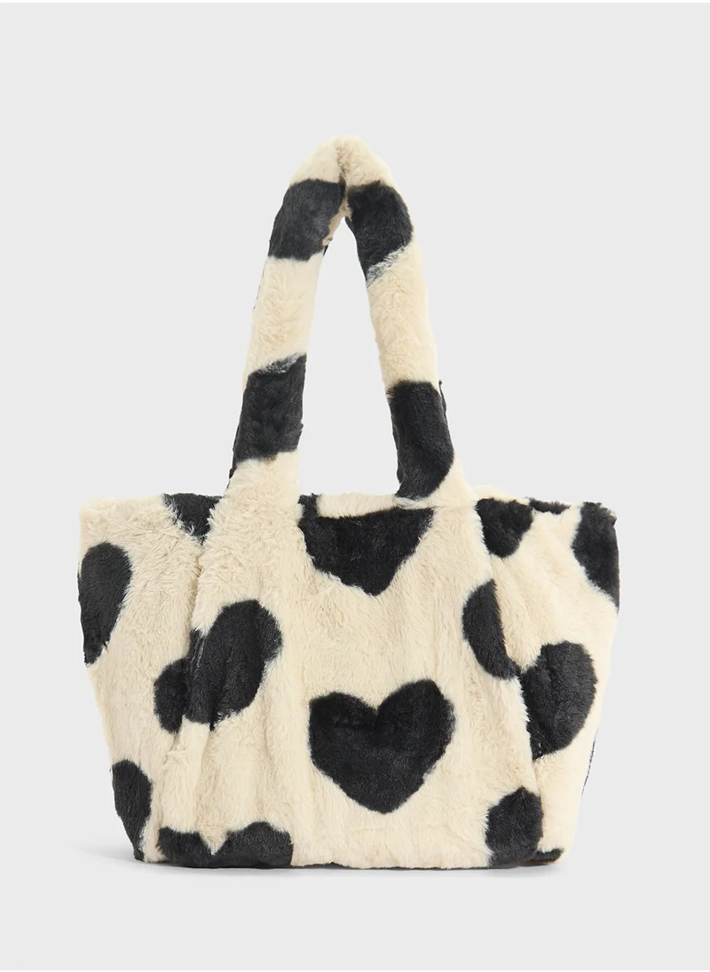 Skinnydip London Ella Heart Fluffy Tote Bag
