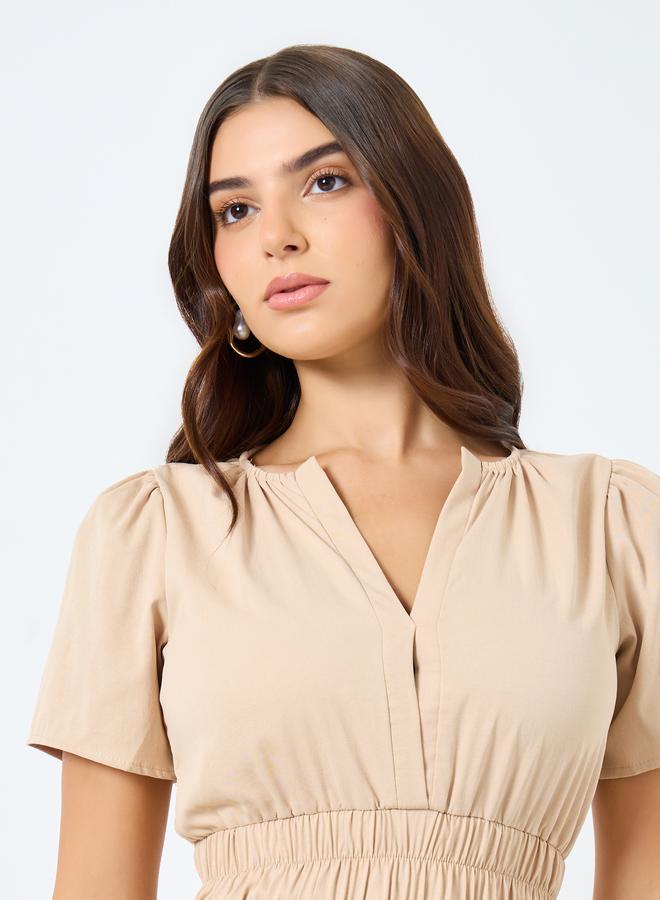 ستايلي فستان ميدي بأكمام قصيرة وتصميم طبقات - Image 4