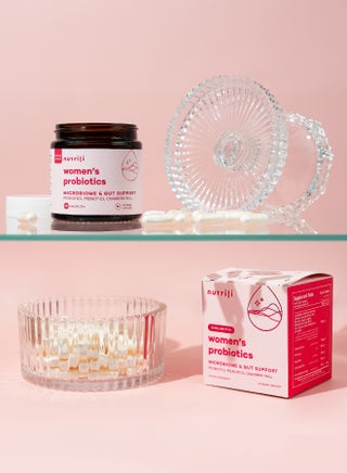 Nutrili Women Probiotics | For Women with Prebiotics, Cranberry & D-Manose | Digestion, Vaginal & pH Balance - view 3