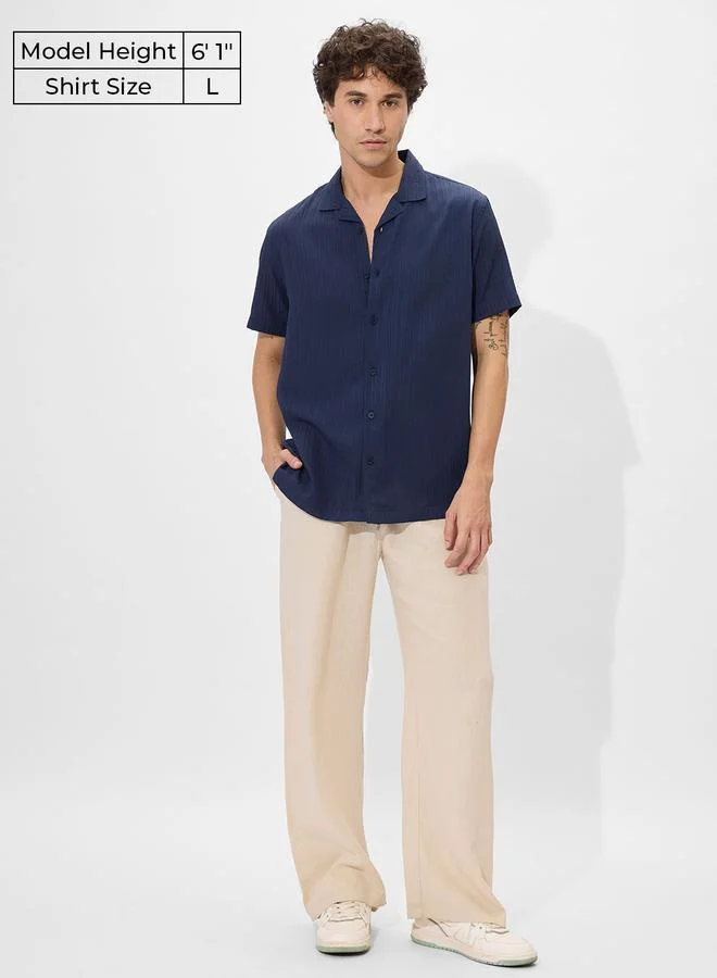 ذا سوليد ستور قميص بياقة ريزورت وتفاصيل بارزة الملمس