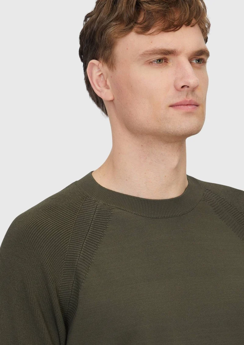 رامسي سويت شيرت محبوك بلون الكاكي