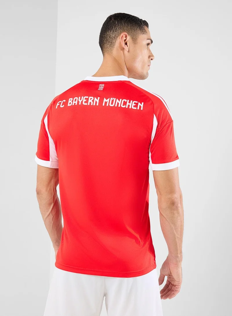 اديداس قميص رجالي أحمر بأكمام قصيرة