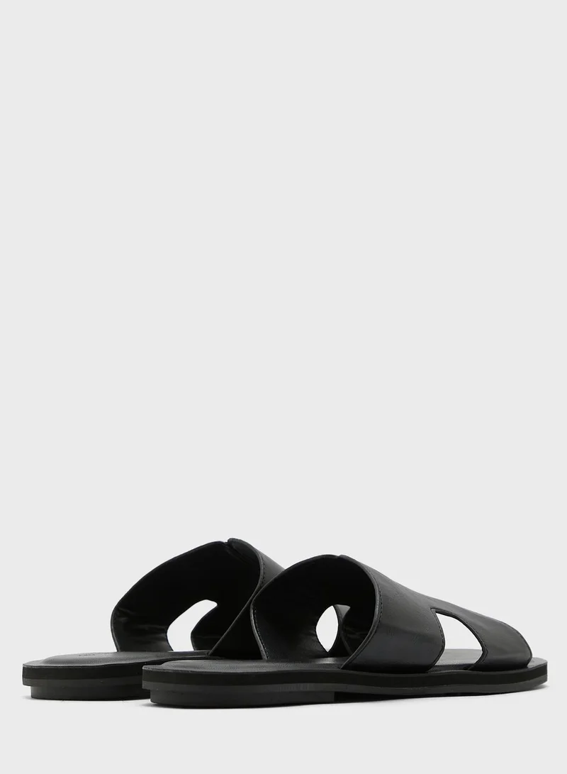CALL IT SPRING Amil Low Top Sandals