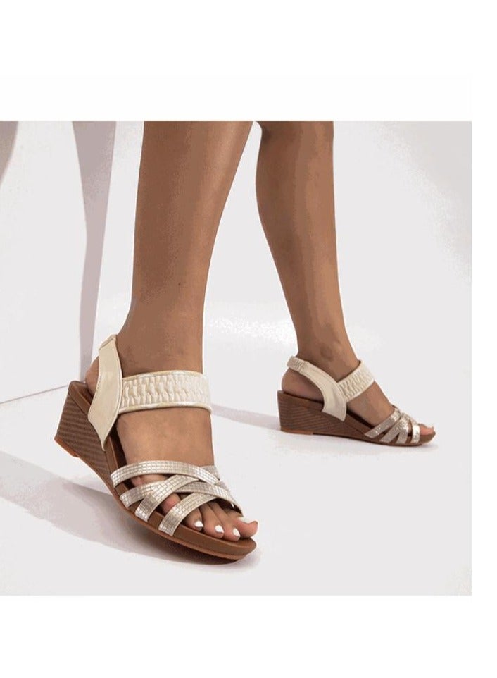 Nariele الصنادل هي عنصر صيفي متعدد الاستخدامات - Image 5