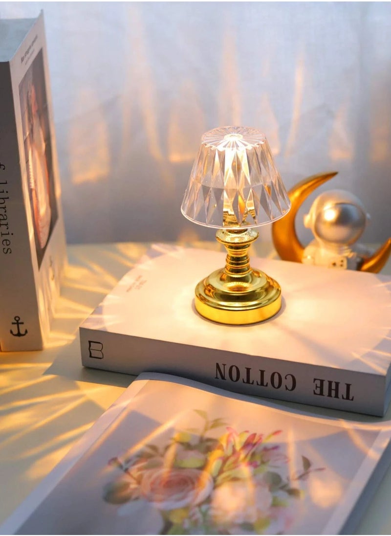 co arma 14 cm gold table lamp  - Image 1