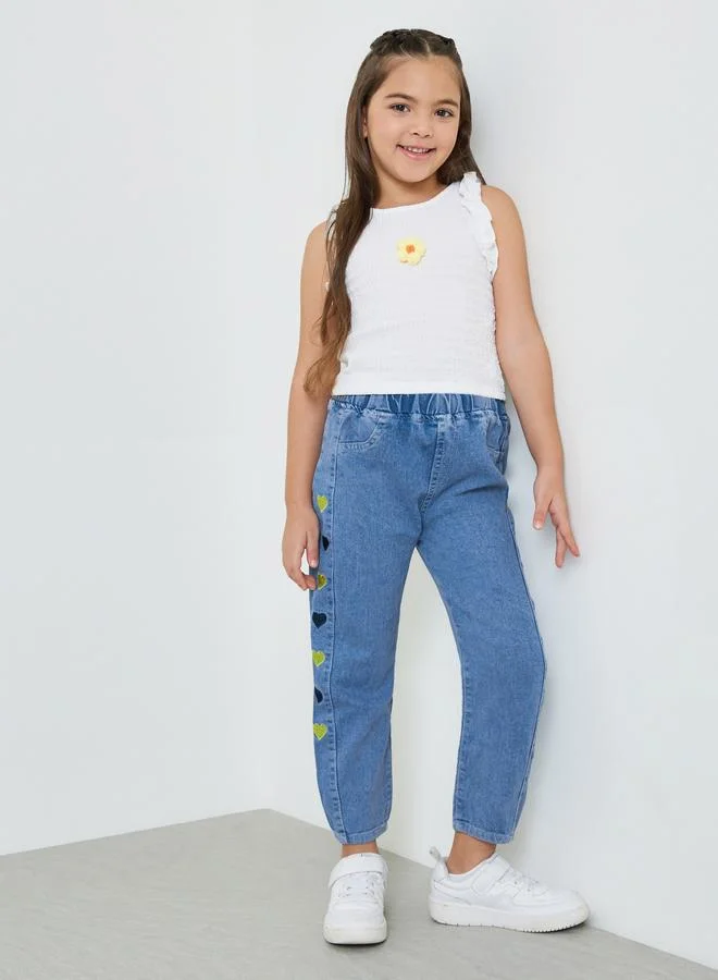 ستايلي Girls Side Pannel Heart Embroidered Jogger Fit Jeans