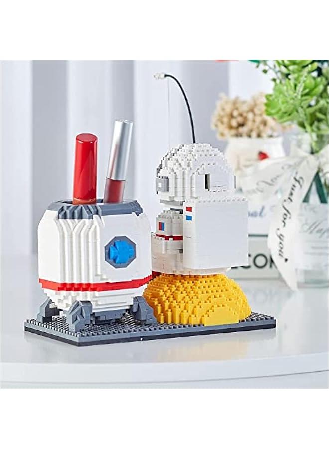 Astronaut Pen Holder Desktop Cute Micro Construction Toy Set Astronaut Mini Bricks for Adults and Children 6-15 Years atible with LED Lighting Kit  - Image 4