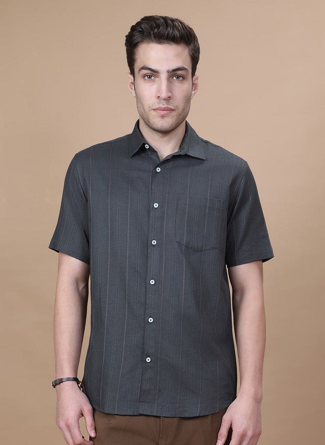 Hence Men Vertical Striped Spread Collar Cotton Casual Shirt - Image 1