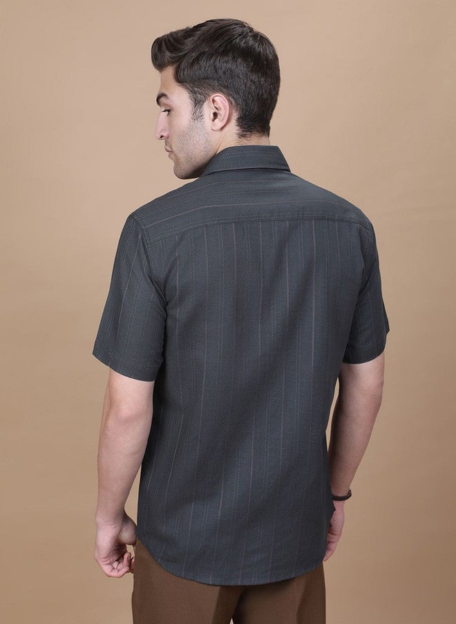 Hence Men Vertical Striped Spread Collar Cotton Casual Shirt - Image 5