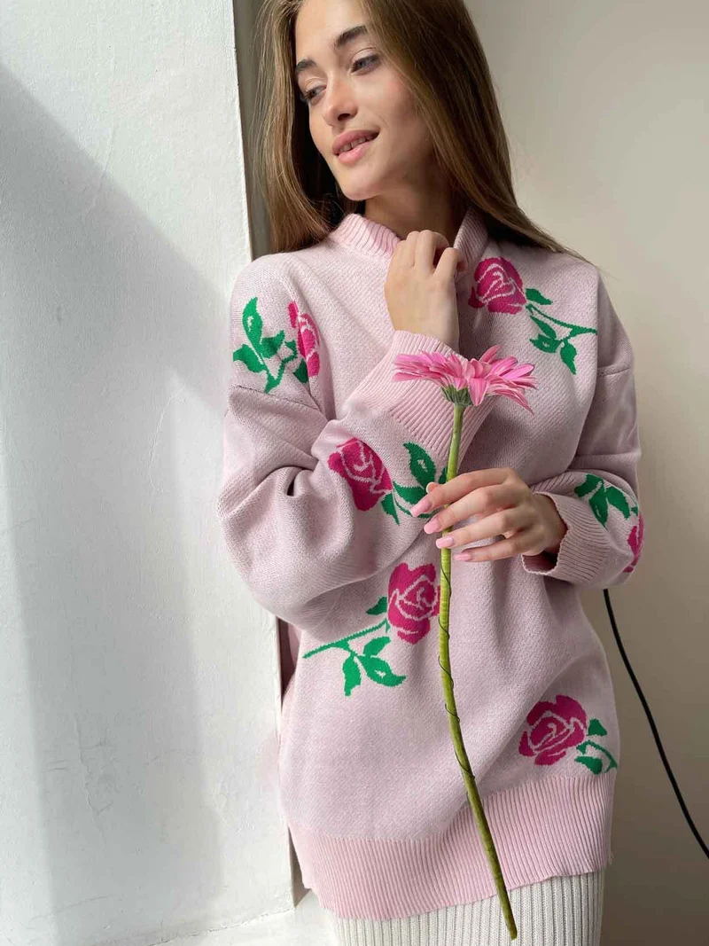 أوجيدر Pink Bold Floral Printed Sweater