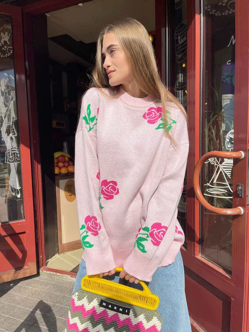 أوجيدر Pink Bold Floral Printed Sweater