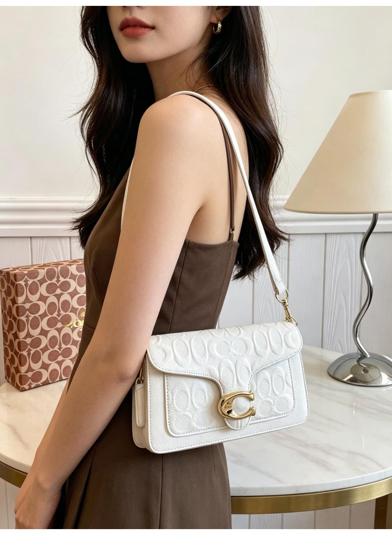 coachoutlet White Embossed Signature C Flap Shoulder Bag Camera bag - Image 2