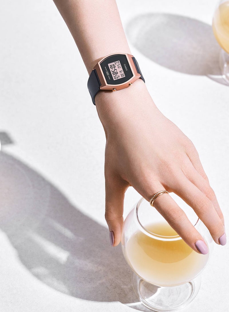 CASIO ساعة كاسيو LW-204-1A باللون الأسود والذهبي الوردي بتصميم رياضي للنساء كاجوال - Image 3