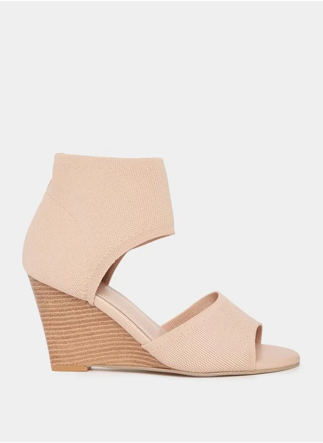 Styli Solid Peep Toe Wedge Sandals