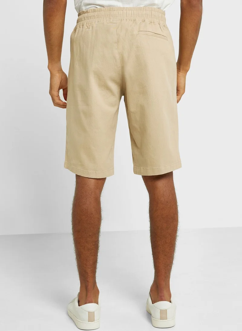 Thomas Scott Thomas Scott Men Mid-Rise Slim Fit Sports Shorts
