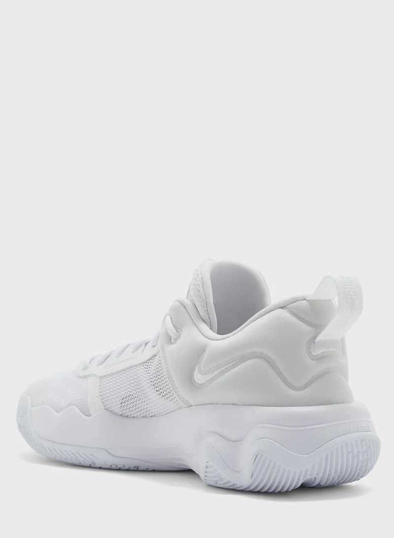 Nike Giannis Immortality 3