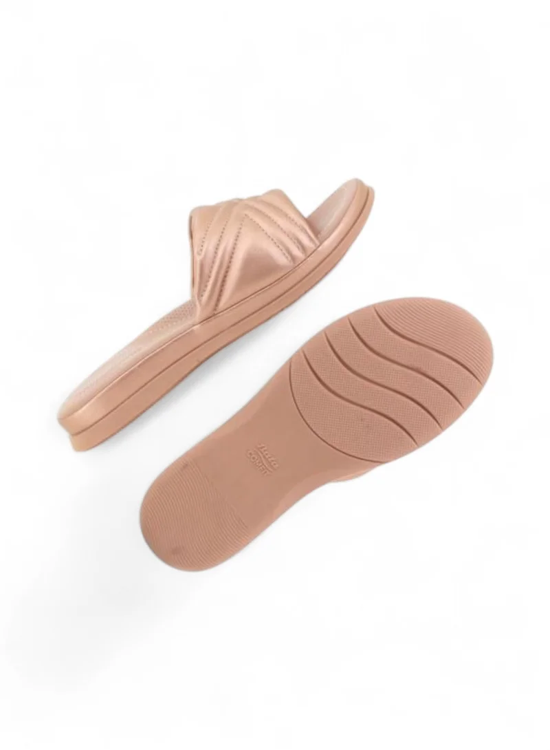 باتا صنادل كومفيت المنقوشة سهلة الارتداء