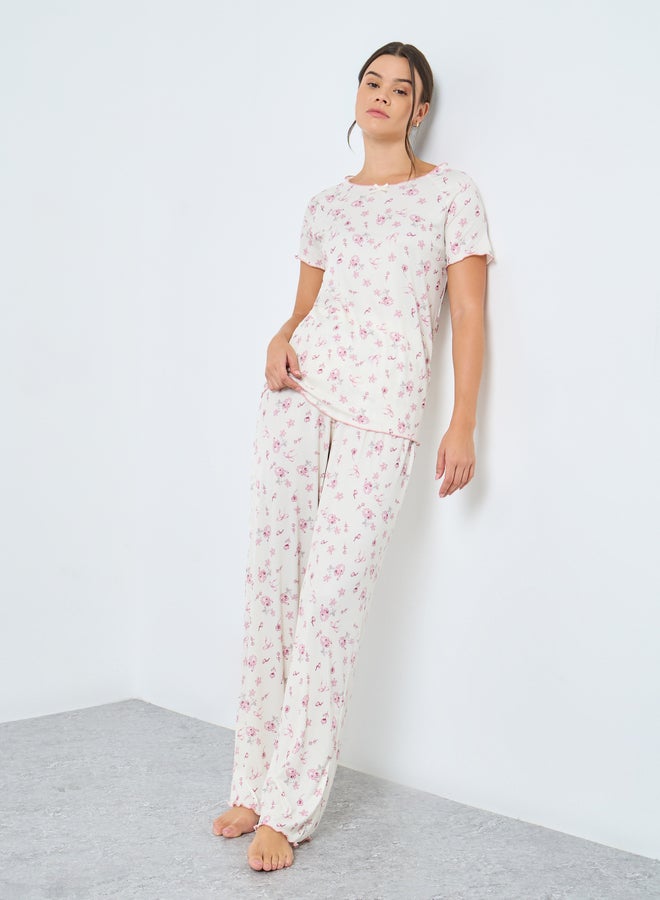 Styli Floral Rib Lettuce Hem T-Shirt and Pyjama Set - Image 2