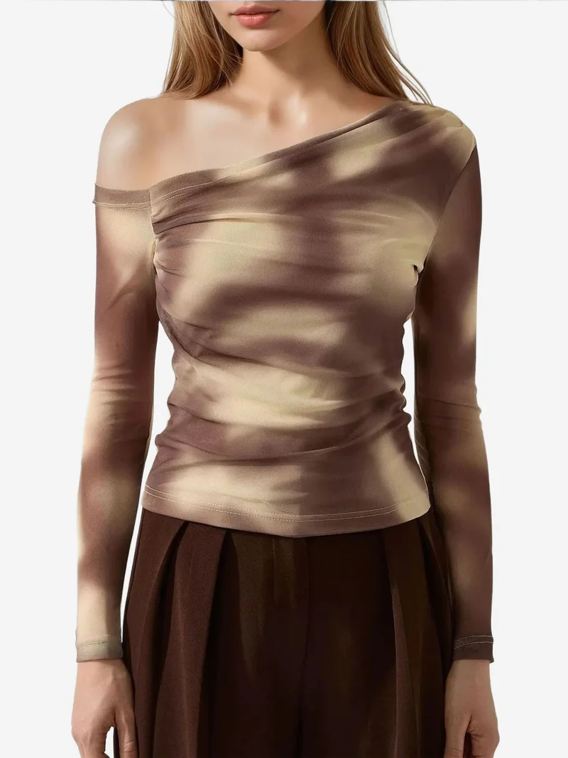 زوبعة بلوزة تول بياقة غير متماثلة