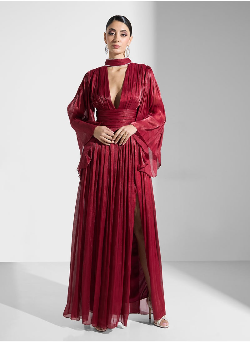 Namshi x Deep Neck Dress With Slit  - Image 1