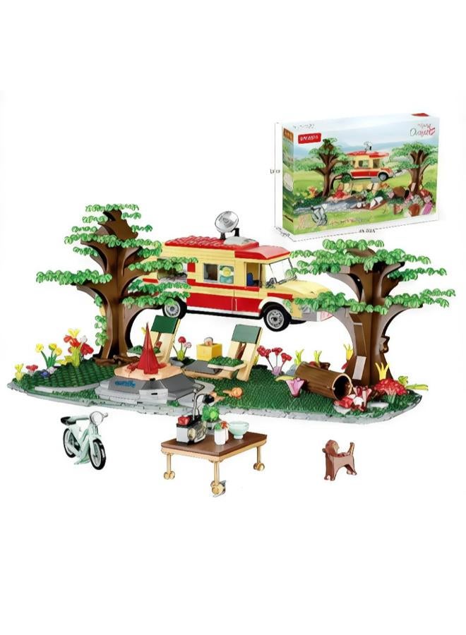 Cogo Holiday Camper Van Building Blocks Set – 827 Pieces - Image 3