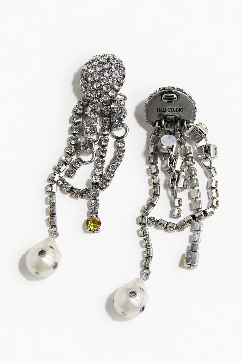 اتش اند ام حلقان مزينة بأحجار الراين