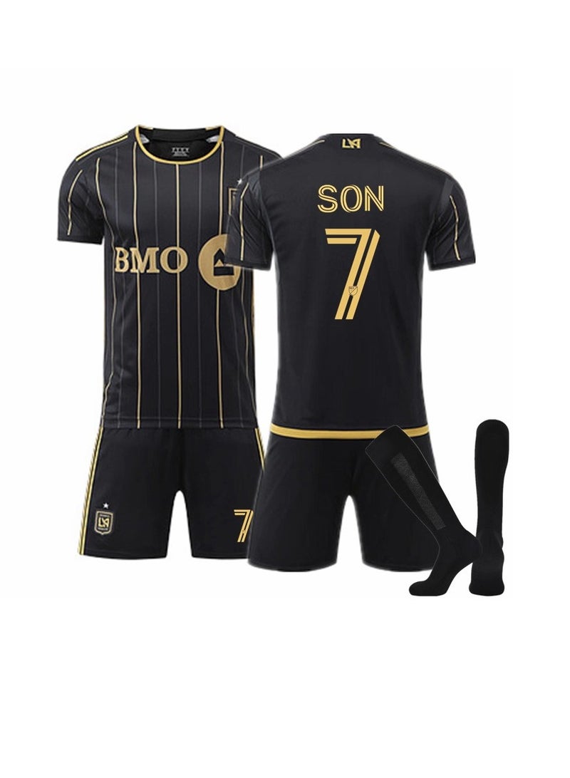 Taiahiro قمصان كرة القدم للأطفال والبالغين، التي تتميز بأنها قابلة للتنفس وسريعة الجفاف، هي الملابس المفضلة للفعاليات التنافسية، جلسات التدريب، وأنشطة الرياضة في أوقات الفراغ. - Image 1