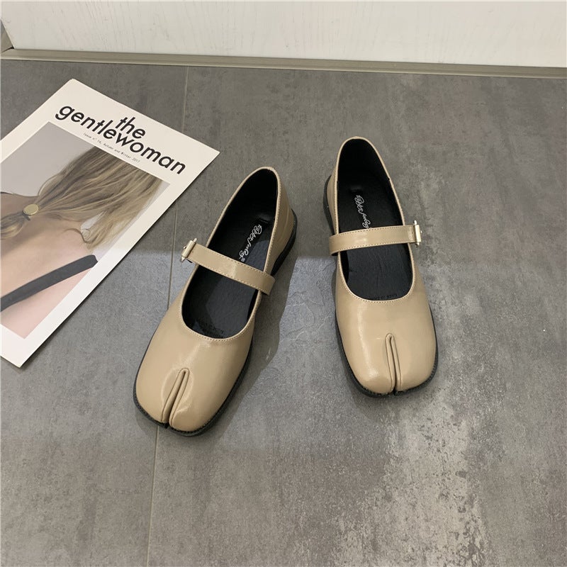 South Korea'S Chic Matching King Fried Toe Mary Jane Shoes 2021 Autumn New Retro Shallow Mouth Thin Flat Shoes - Image 1