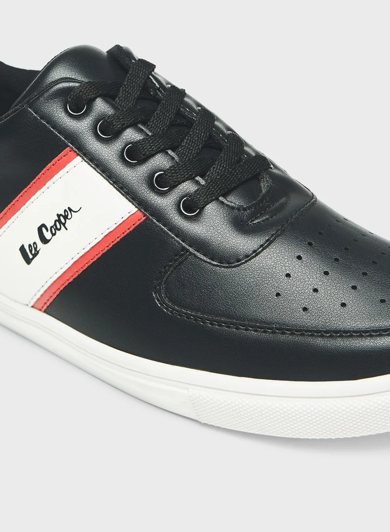 لي كوبر Lace Up Low Top Sneakers