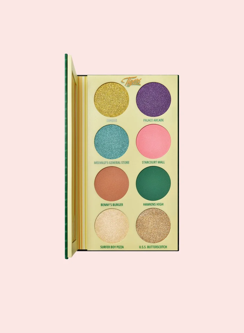 MAC Cosmetics Stranger Things Eyshadow x8 - Hawkins Class of 1986 Eye Palette