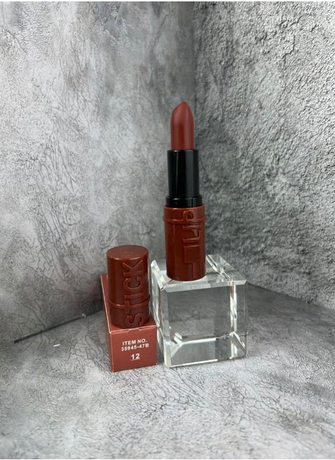 LIP GLOSS MATT – Long-Lasting Matte Finish Lip Gloss
