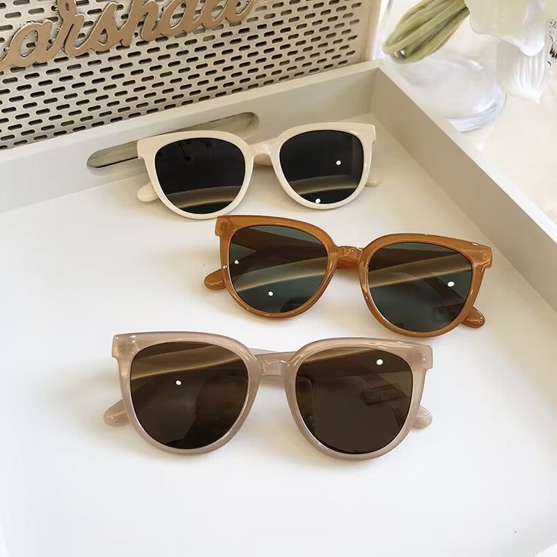 Retro Cat Eye Sunglasses Unisex Black - Image 3