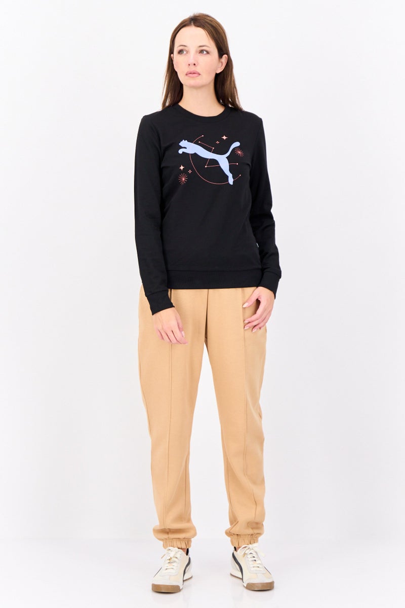 PUMA سويت شيرت رياضي نسائي بأكمام طويلة مناسب في الهواء الطلق، أسود - Image 3