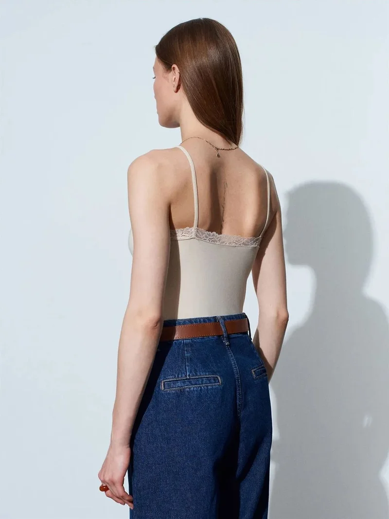 Dilvin Dilvin Slim Fit Sleeveless V-Neck Cami Blouse