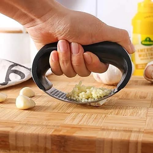 Stainless Steel Garlic Press Garlic Press Crusher for Kitchen Ginger Presser for Kitchen Garlic Peeler Crusher for KitchenGarlic Crusher Multicolour Pack of 1 - Image 3