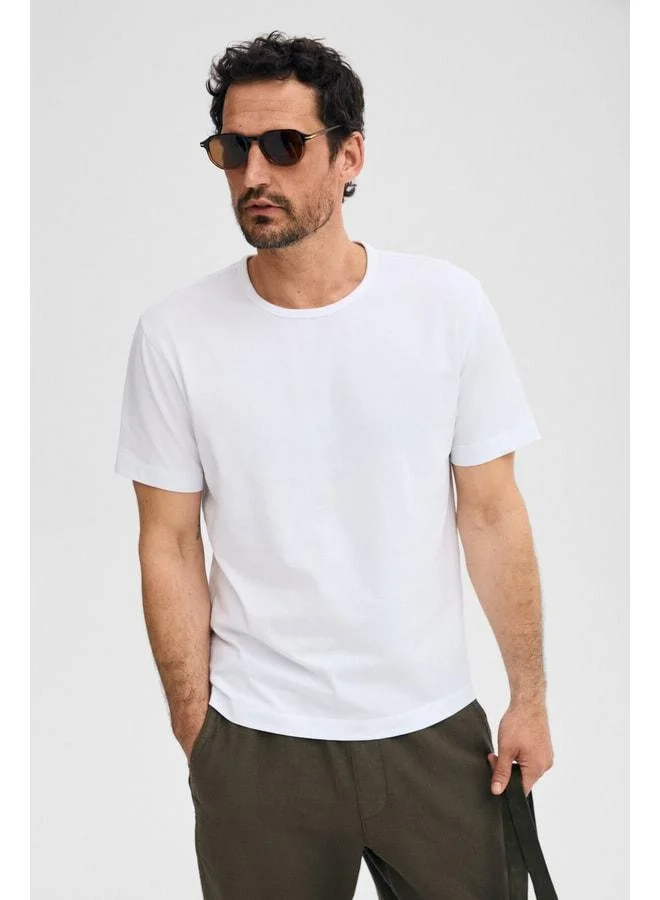 Grimelange AXION Men's 100% Organic Cotton Round Neck Regular Fit White T-Shirt.
