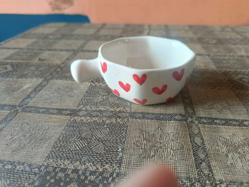 MALAIKAH Ceramic Red Heart Handpainted Hexagone Shape Chutney Bowls for Serving Dip Bowls (80 ML, Dishwasher Safe) Ketchup Bowl | Sauce Bowl | Chutney Bowl |for Kitchen Dining Table Bowl Set of 2 - Image 3