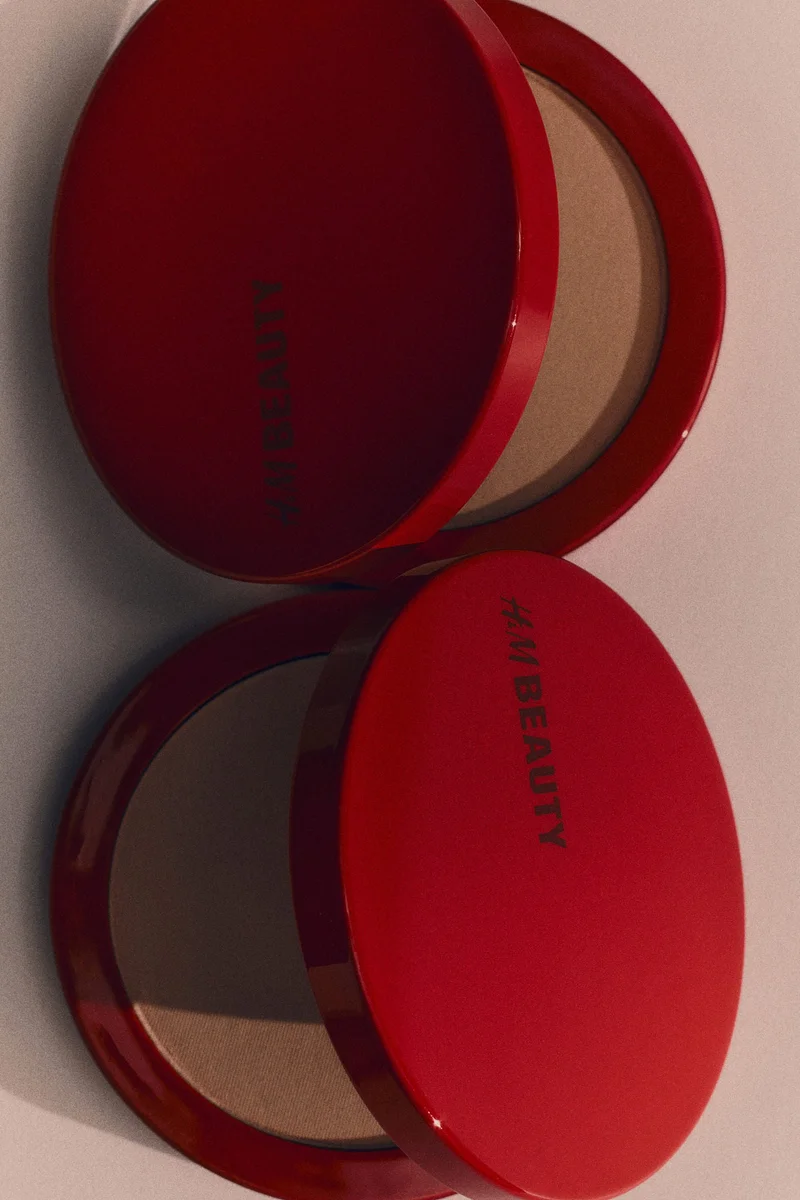 اتش اند ام Sheer Perfecting Powder