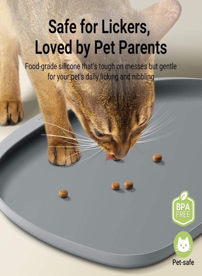 DownyPaws سجادات طعام القطط داوني باوز للأرضيات، مقاومة للماء، مصنوعة من السيليكون الخالي من مادة BPA، مانعة للانزلاق، بحافة مرتفعة، مثالية للقطط التي تشرب طعامها بشكل فوضوي، مقاس 18 × 12.5 بوصة، لون رمادي - Image 2