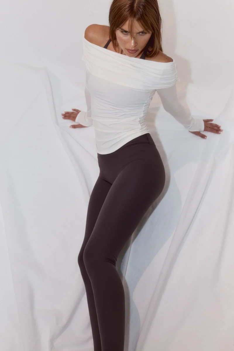 اتش اند ام لغينغز رياضي من نسيج سوفت موف