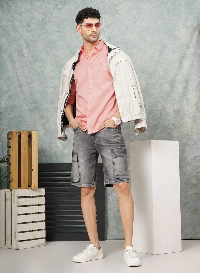 شركة المرآب الهندية Men Regular Fit Placement Embroidered Full Sleeves Spread Collar Casual Shirt