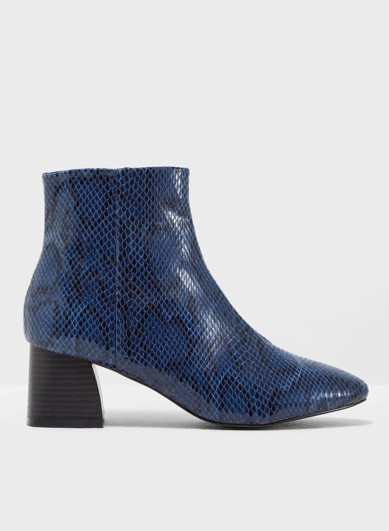 TOPSHOP Babe Ankle Boot