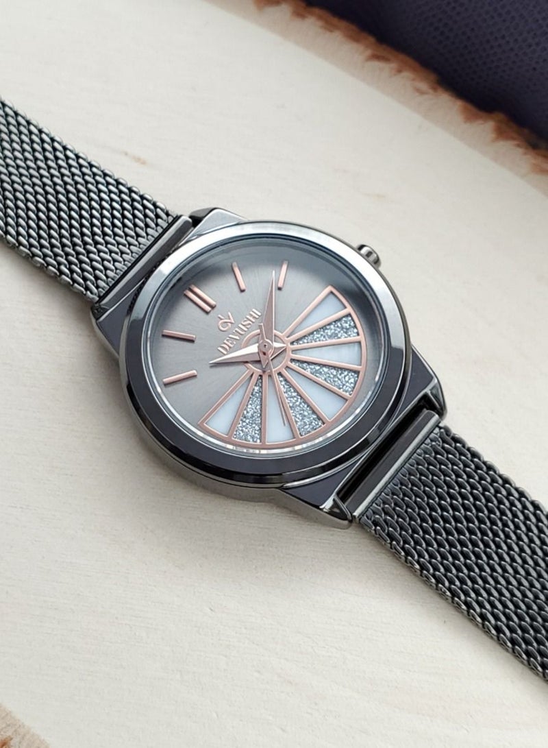 Devushi Women's wristwatch from Devushi - Image 1