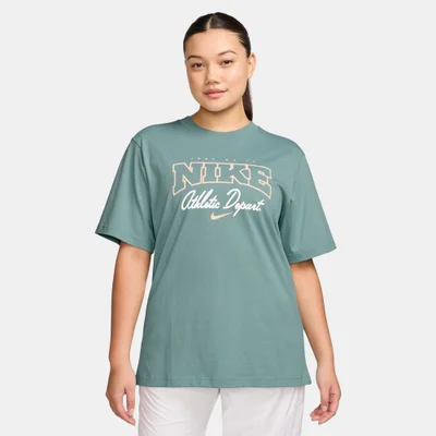 Nike Women's Sportswear T-Shirt