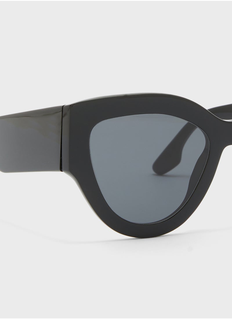Victoria Beckham Cat Eye Sunglasses  - Image 4