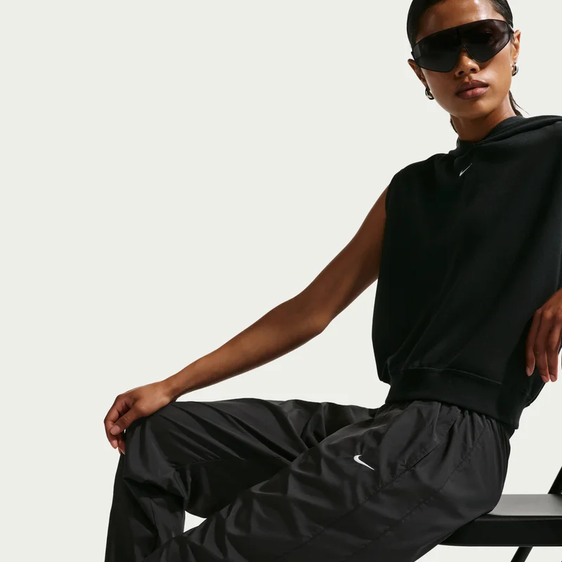 Nike black Women's Sportswear Classic Wovens Joggers for Women | Best Price UAE